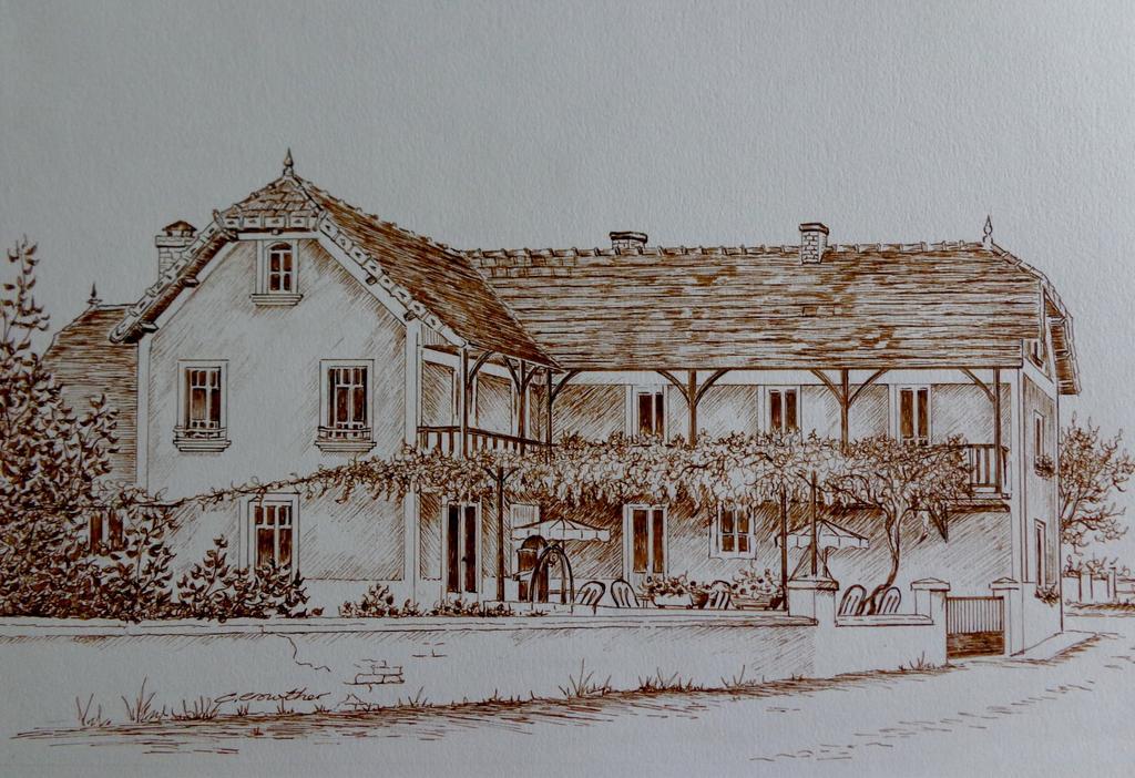 Auberge Du Relais D'Auniac Gourdon en Quercy Esterno foto