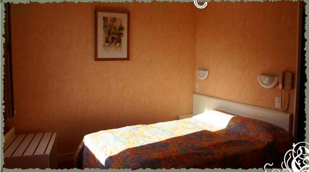 Auberge Du Relais D'Auniac Gourdon en Quercy Camera foto