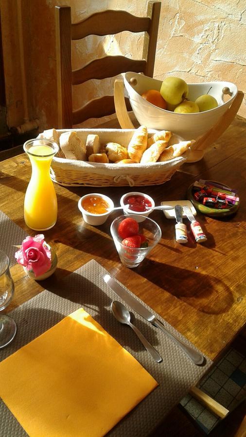 Auberge Du Relais D'Auniac Gourdon en Quercy Esterno foto