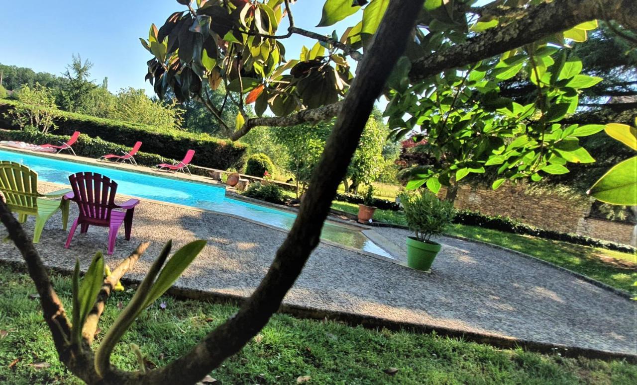 Auberge Du Relais D'Auniac Gourdon en Quercy Esterno foto